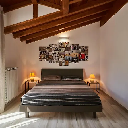 Ca' De Paggia Tatil Evi