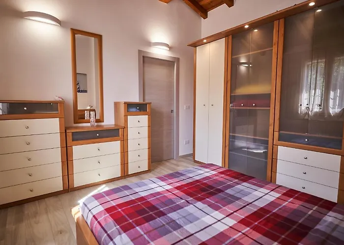 Ca' De Paggia Casa vacanze *